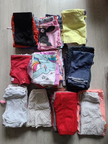 Lot 60 vêtements été fille 2 ans