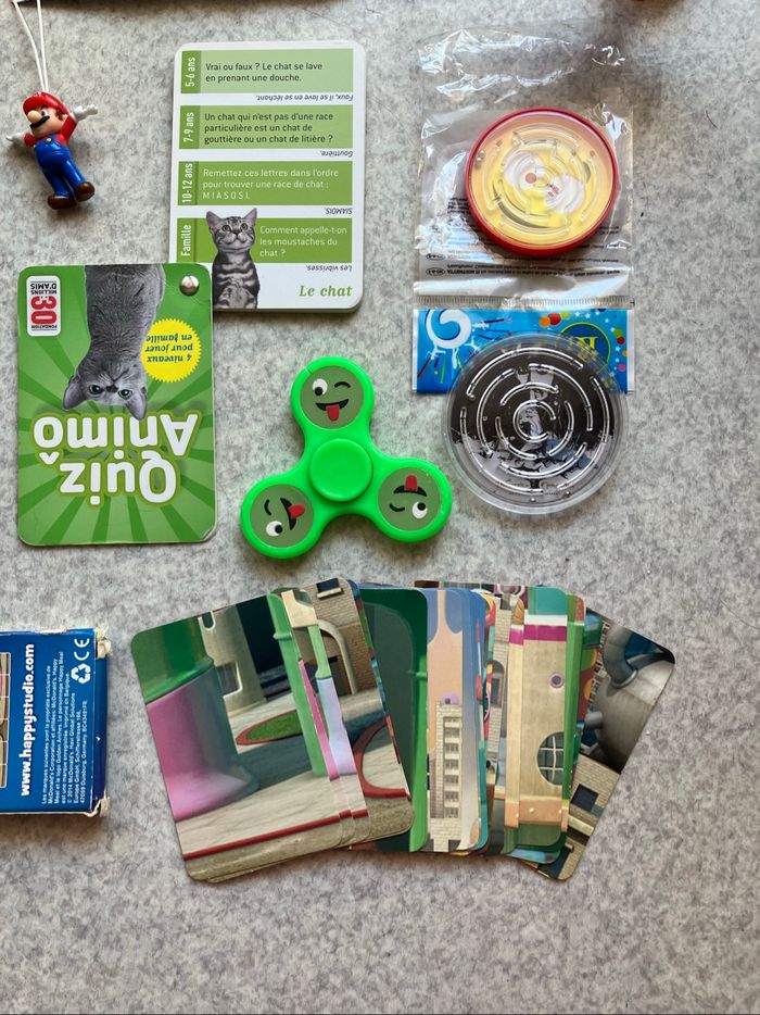 Lot de 9 petits jeux / jouets divers (1€) - photo numéro 4