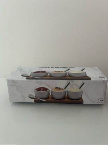 Ensemble apéritif avec plateau bambou