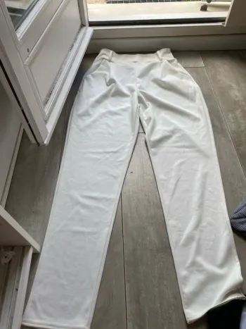 Pantalon blanc, large, taille M