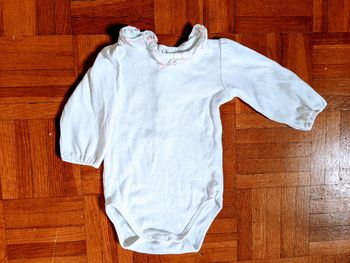 Body manches longues col froufrou Bout'chou 6 mois parfait état