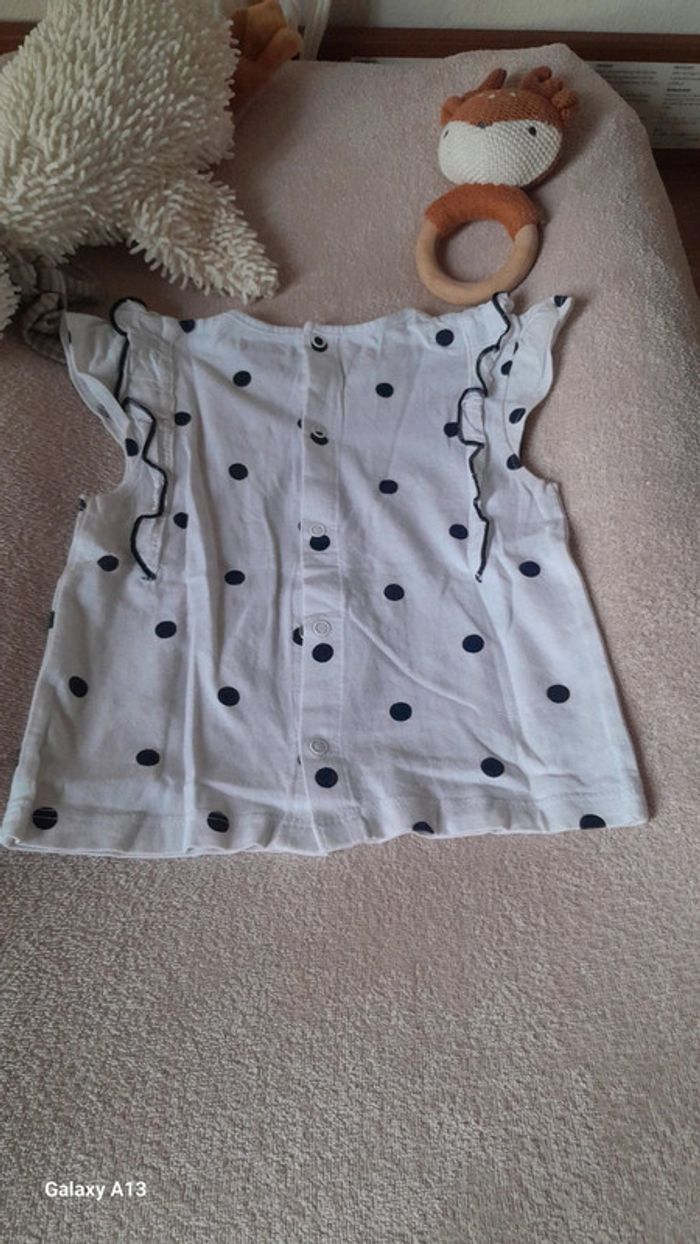 T-shirt 12 mois - photo numéro 2