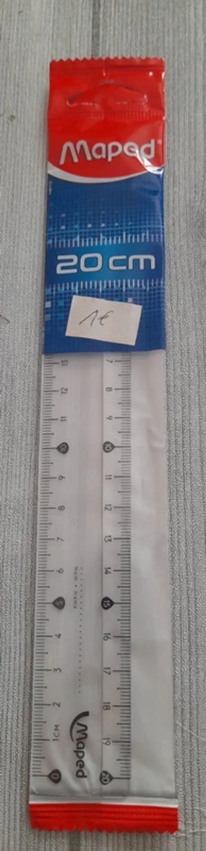 Règle 20 cm