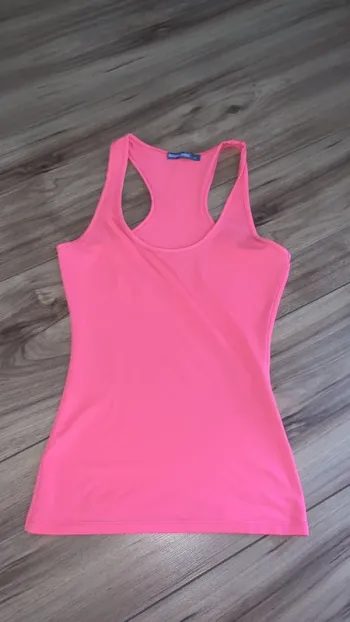 Débardeur rose fluo