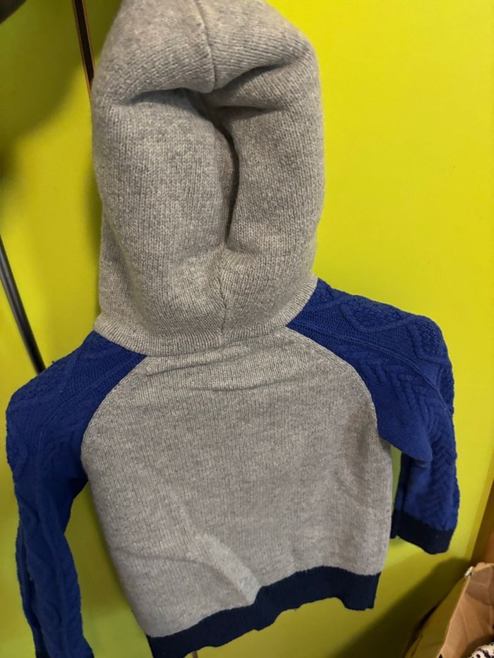 Veste en laine a tresse garçon - photo numéro 4