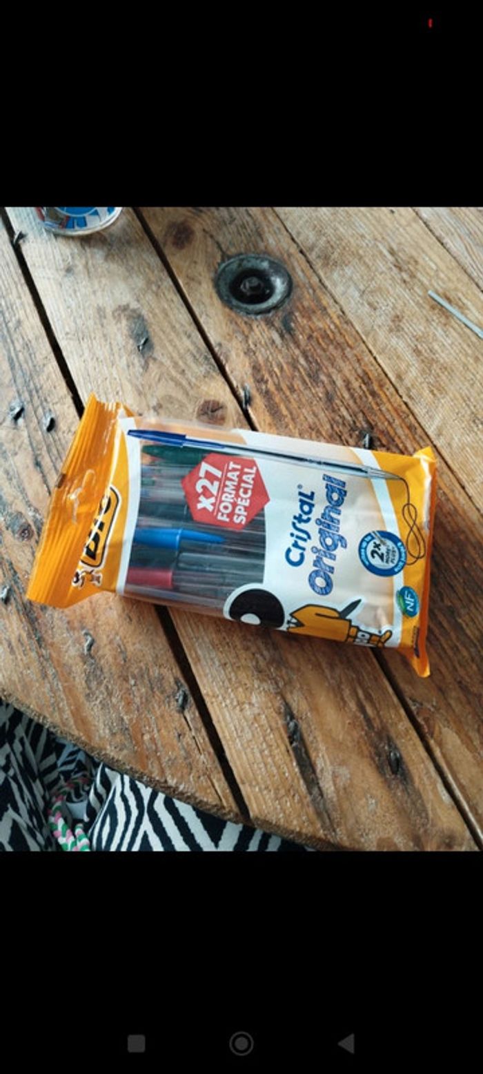Crayon bic neuf x27