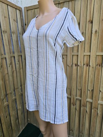 Robe neuve 🍒Pretty little thing🍒taille 34 achetée 29€99