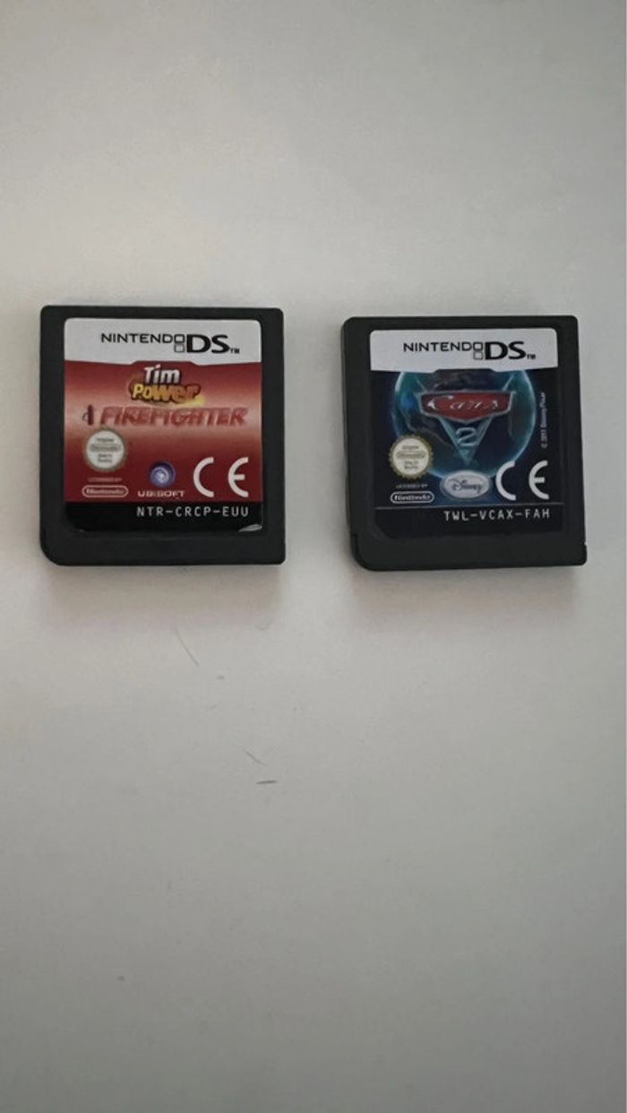 Lot de 2 jeux Nintendo DS cars 2 et firefigter en parfait état de fonctionnement sans boîtes