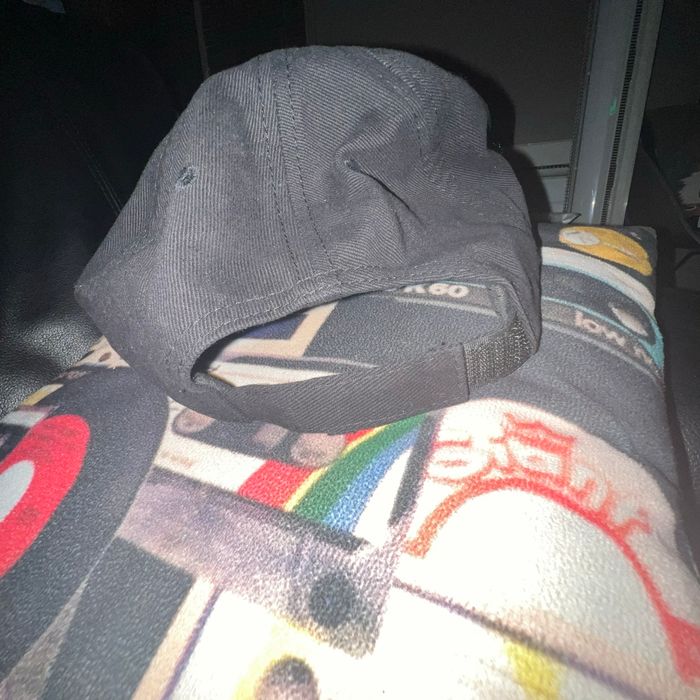 Casquette Balenciaga édition limitée rare - photo numéro 3