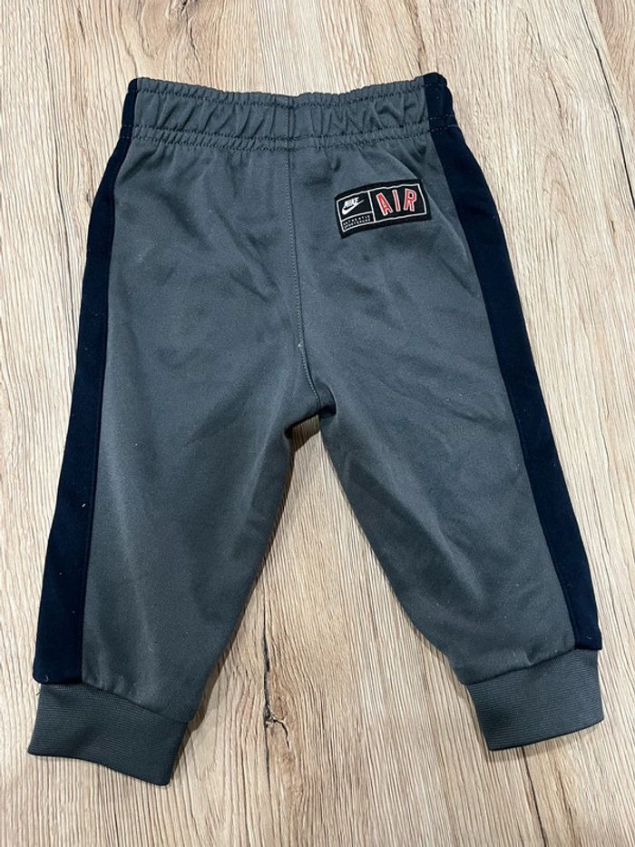 Jogging nike - photo numéro 2