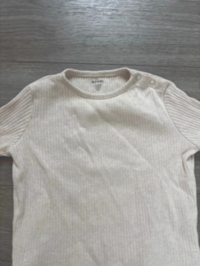 T-shirt manches longues  12 mois - photo numéro 2