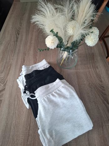 Lot de jogging doublés fille taille Xs