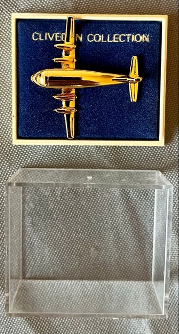 Pin’s avion - Clivedon Collection avec boîte - Bon état