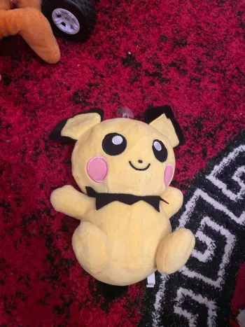 Peluche pitchu pikachu Pokémon 25cm
