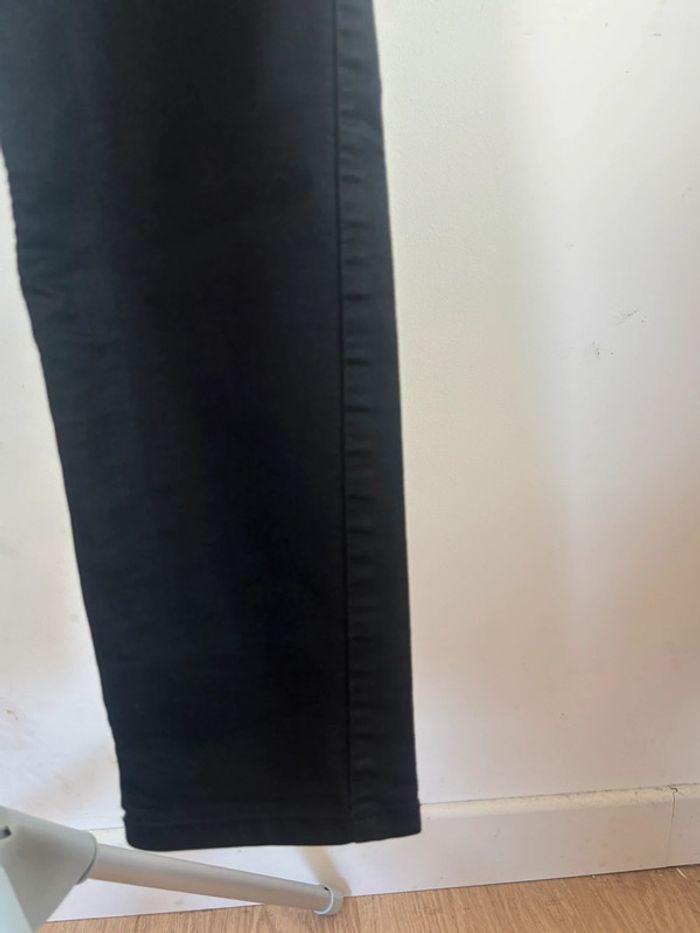 Jeans noir H&M taille 38 coupe slim - photo numéro 5
