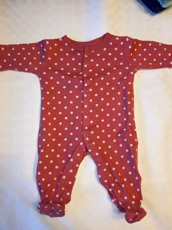 Lot de pyjamas - photo numéro 5