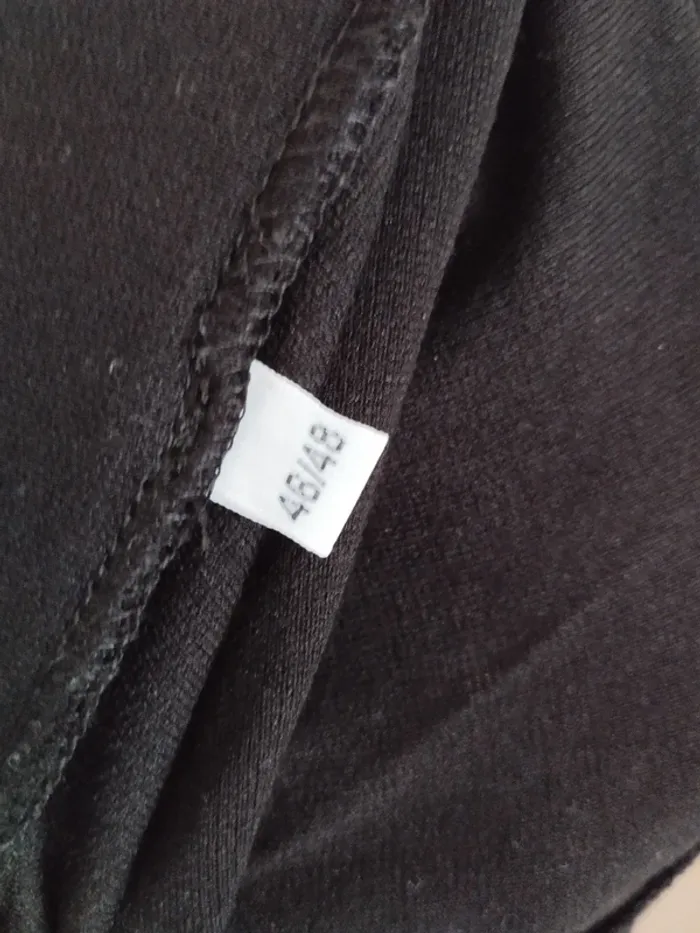 Magnifique mini jupe avec Strass taille 46/48 - photo numéro 3