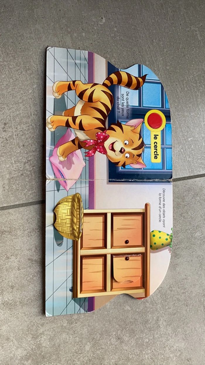 Livre sur les formes - photo numéro 2