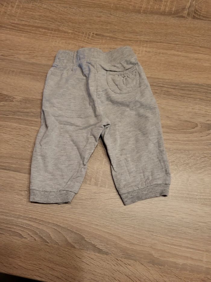 Pantalon - photo numéro 2