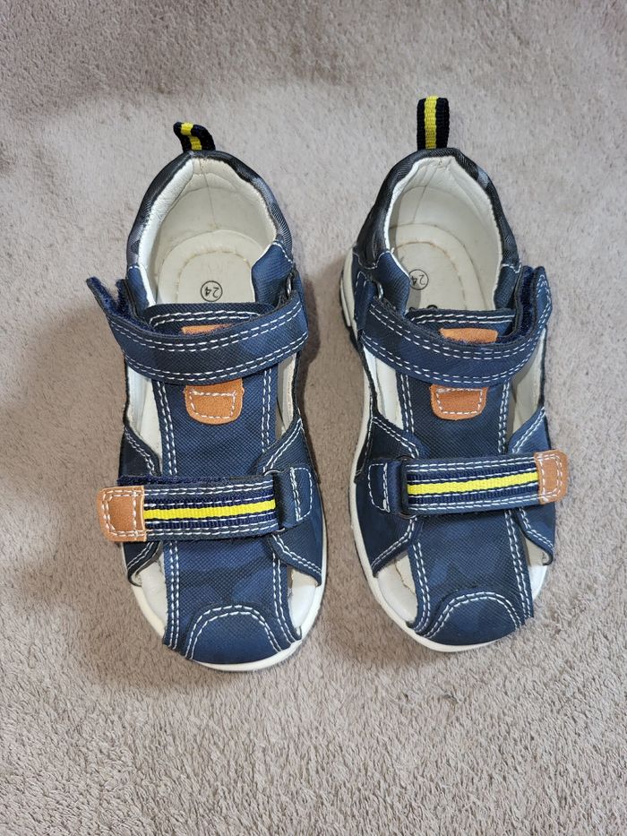 Chaussures sandales garcon 24 - photo numéro 2
