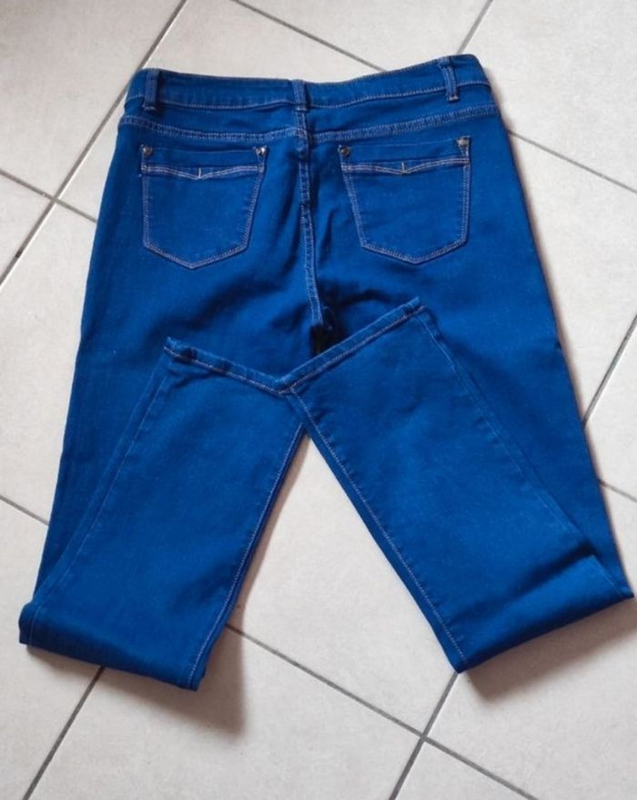 Jean taille 46 - photo numéro 2