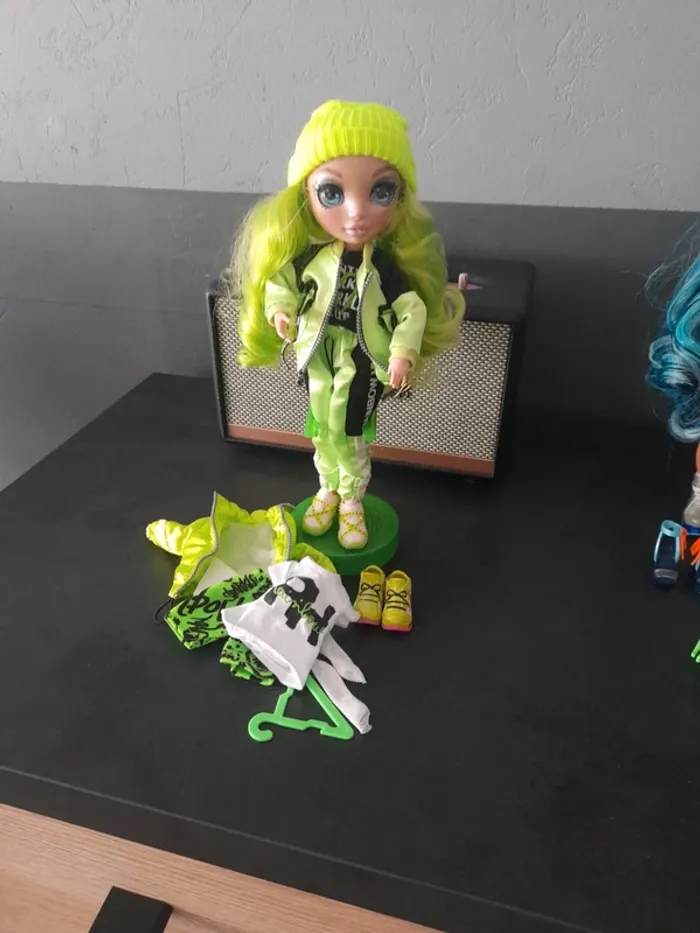 Poupée Rainbow High