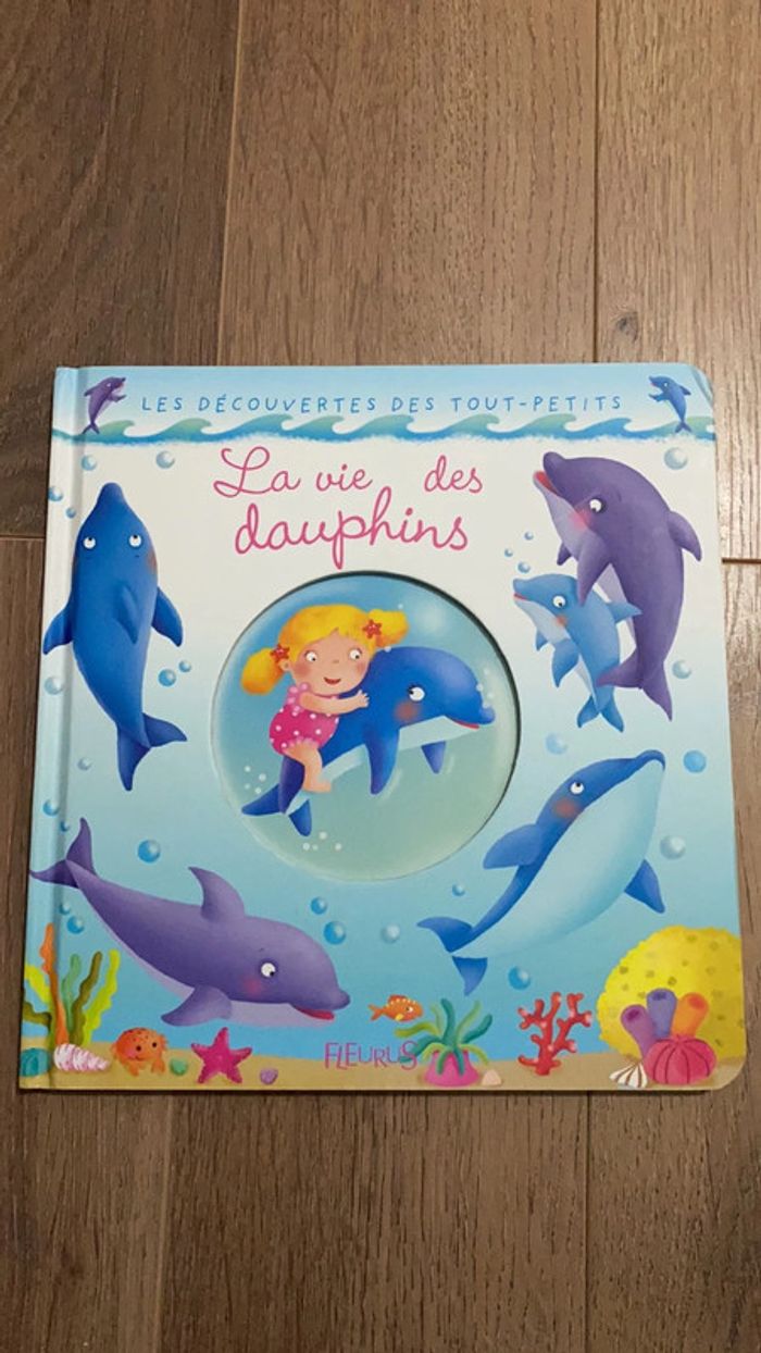 Livre La vie des dauphins Fleurus