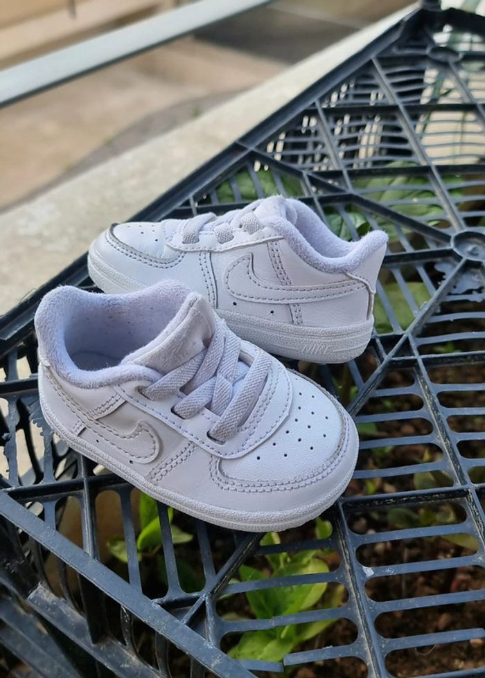 Nike force 1 crib bébé 18,5 - photo numéro 2