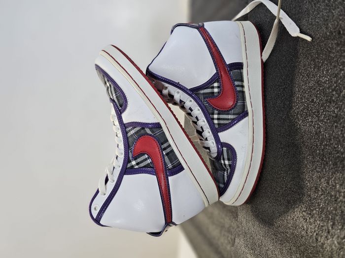 👟 Baskets montantes Nike – Femme – Taille 37,5 – Motif tartan - photo numéro 2