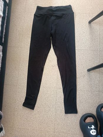 Un leggings taille 36