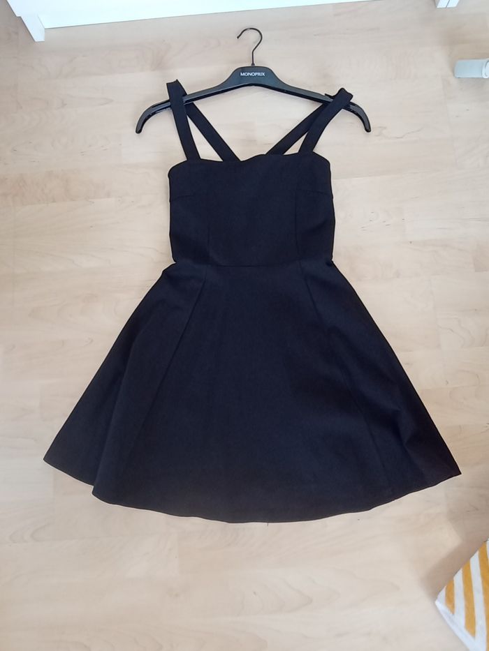 Robe patineuse noire neuve H&M taille xs
