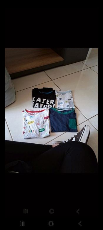 Lot 4 tee shirts garcons