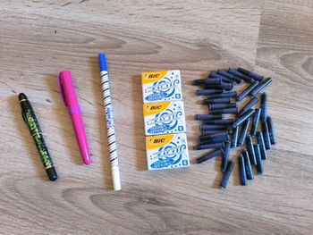 Lot écriture stylo plume encre cartouches
