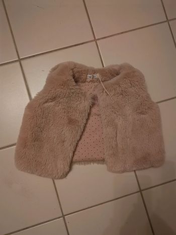 Gilet fourrure 6 mois