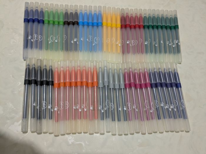 Lot de 62 feutres Pichon à pointe large. - photo numéro 3