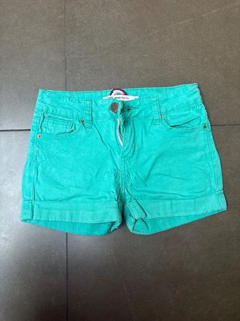 Short fille 