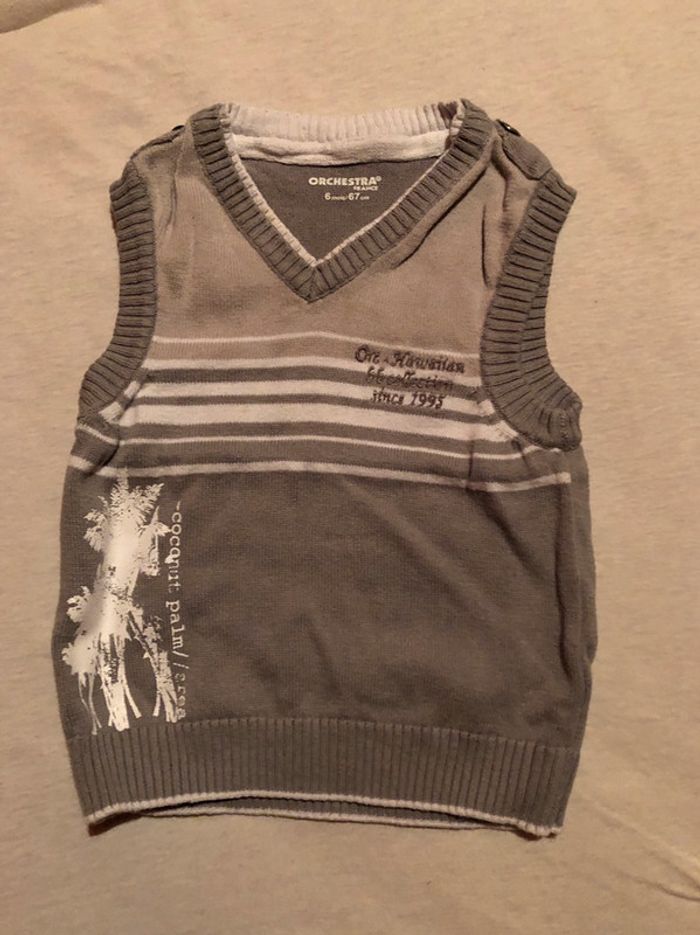 Pull sans manche beige et crème