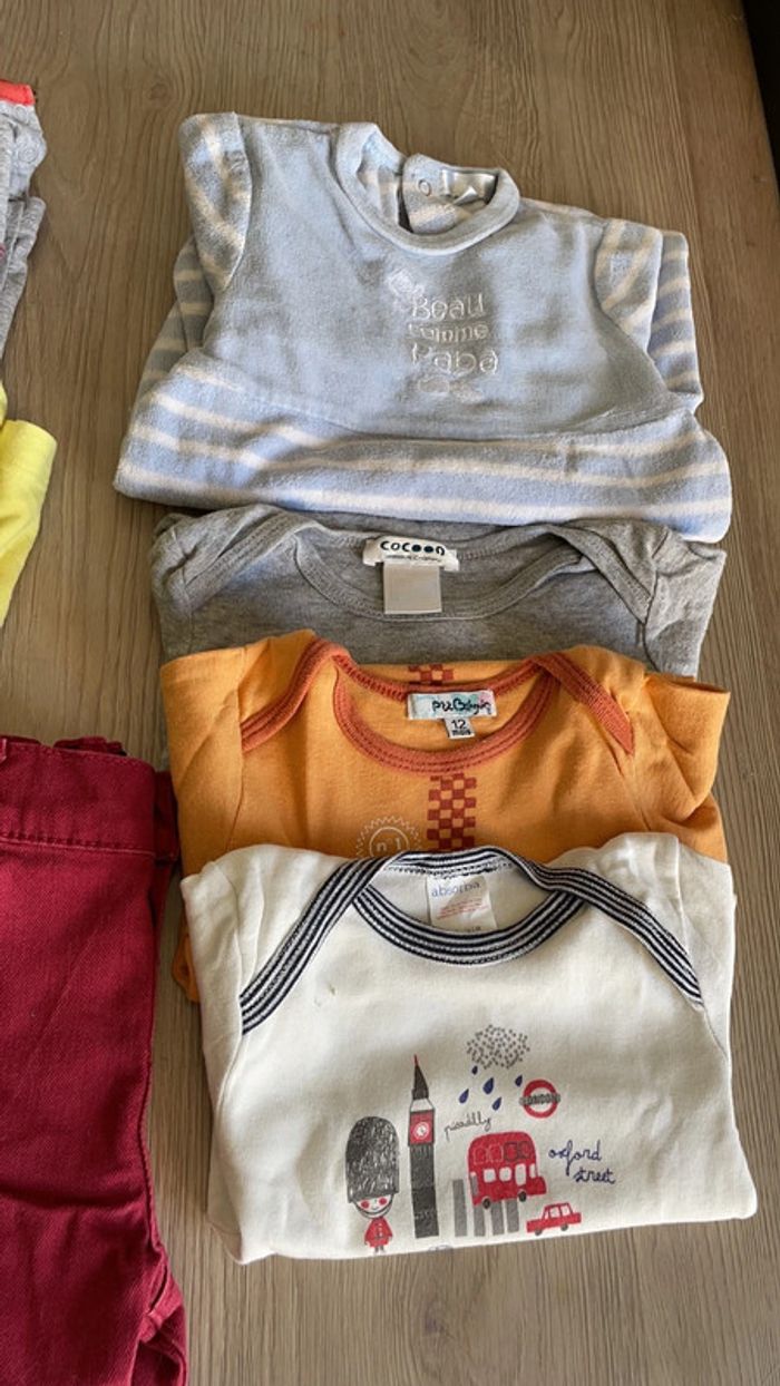 Lot de 12 vêtements en 12 mois - photo numéro 5