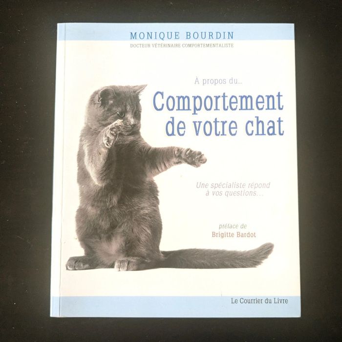 Livre "A propos du comportement de votre chat"