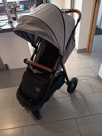 Poussette Kinderkraft Grande Plus avec accessoire pluie