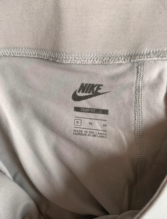 Short de sport Nike - photo numéro 2