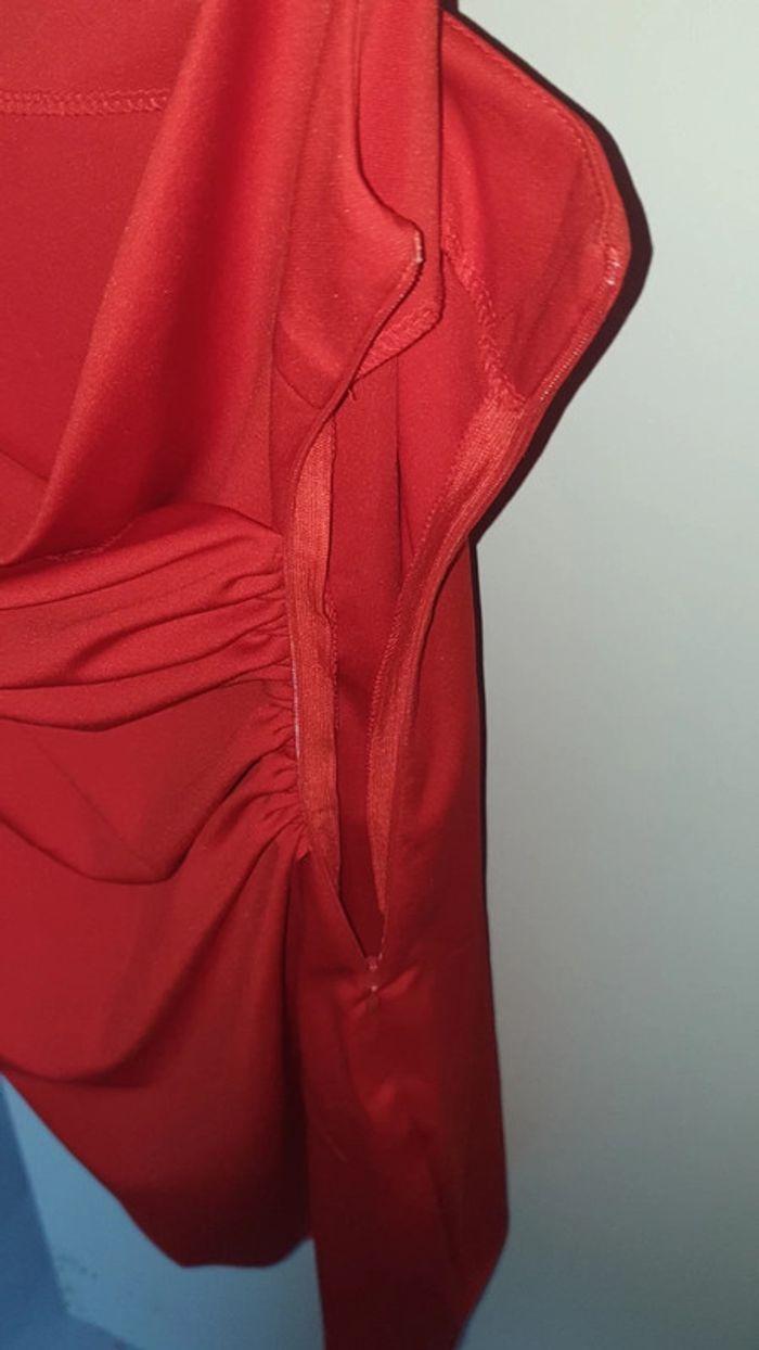 Robe. - photo numéro 4