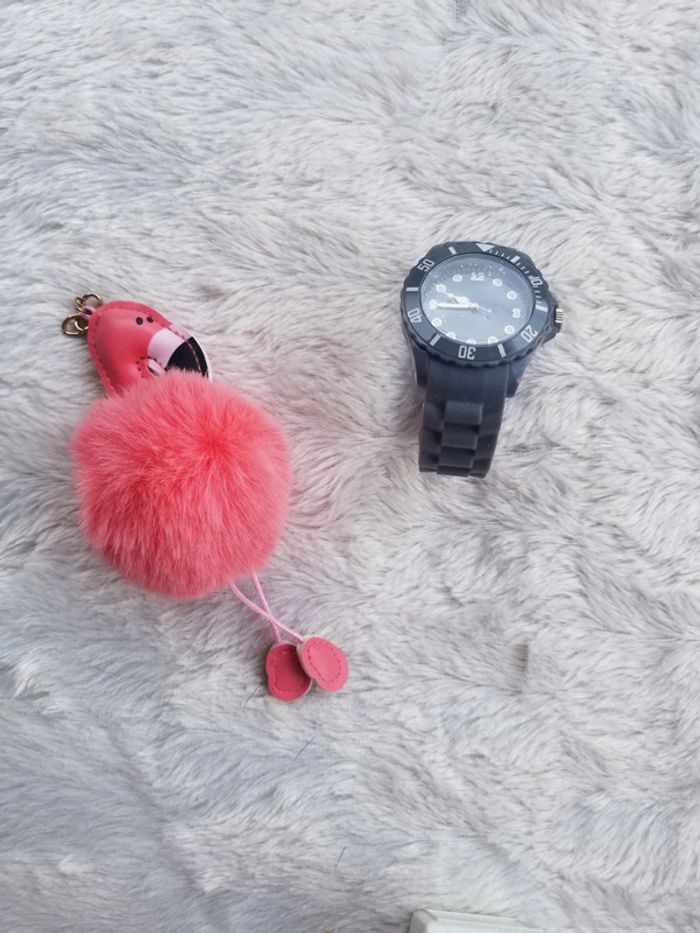 Montre neuve avec film protecteur idée cadeau noel - photo numéro 2