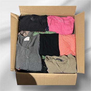 Lot 50 vêtement femme