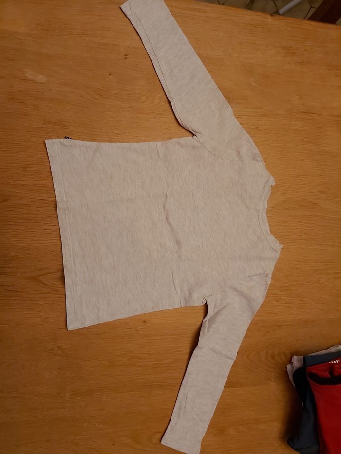 Tshirt Okaidi 4 ans - photo numéro 3