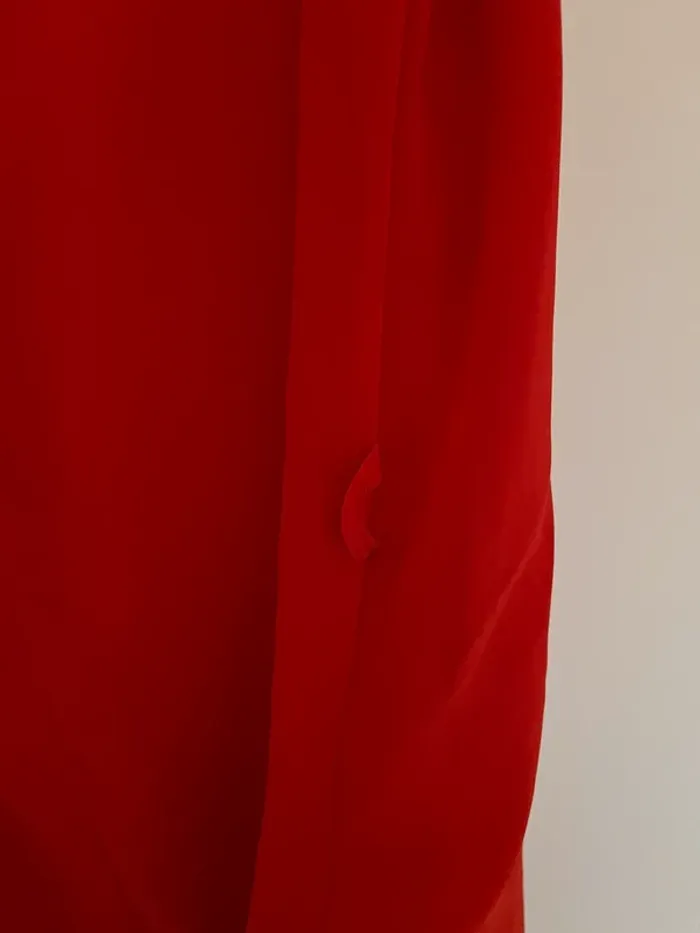 Robe courte rouge - photo numéro 4
