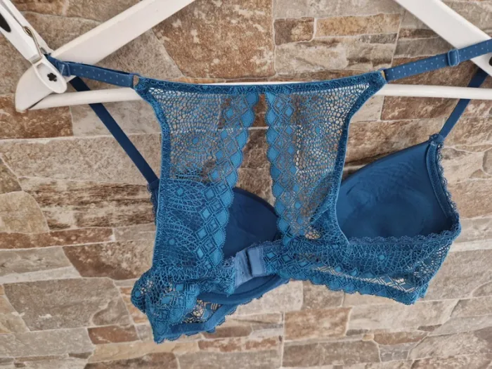 1 soutien-gorge bleu taille 85 B - photo numéro 5