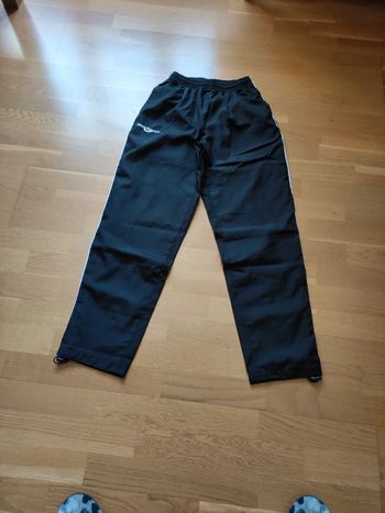 Bas de jogging noir neuf 14 ans