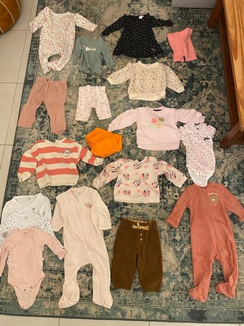 Lot vetements 9 mois (71cm)