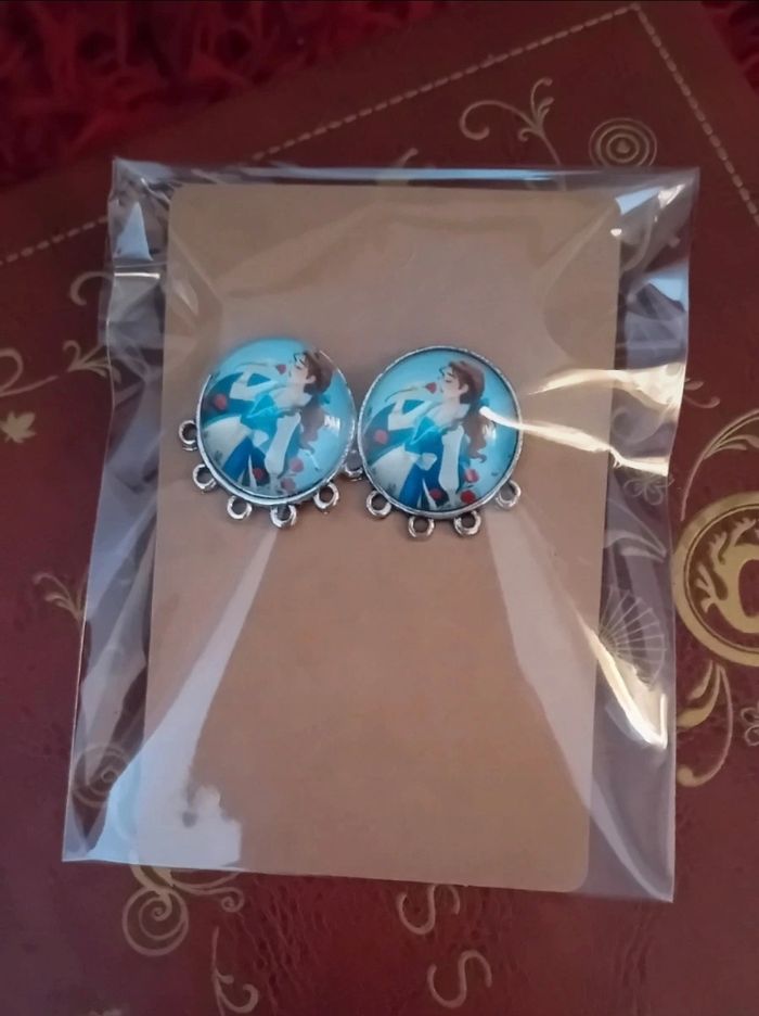 Paire de boucles d'oreilles belle